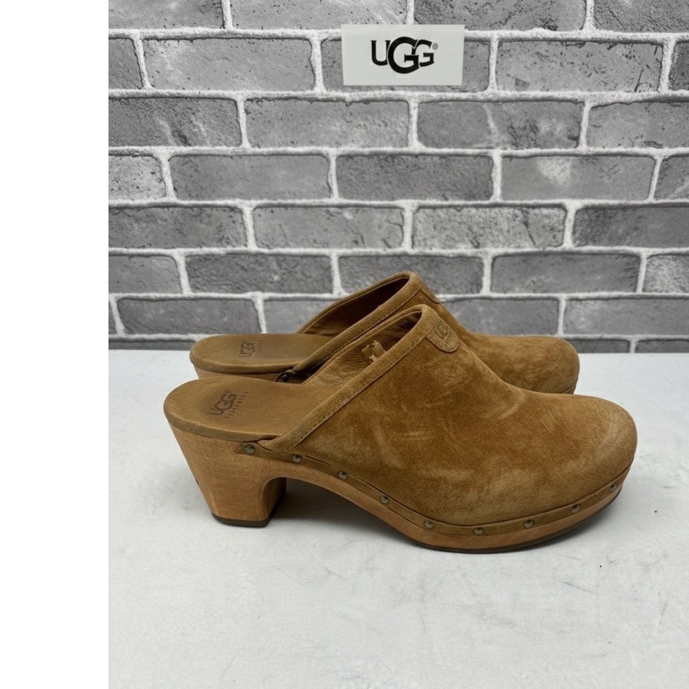 🔥UGG Australia 🤎Abbie Chestnut Brown Suede Wooden Studded Clog Mules Size 9